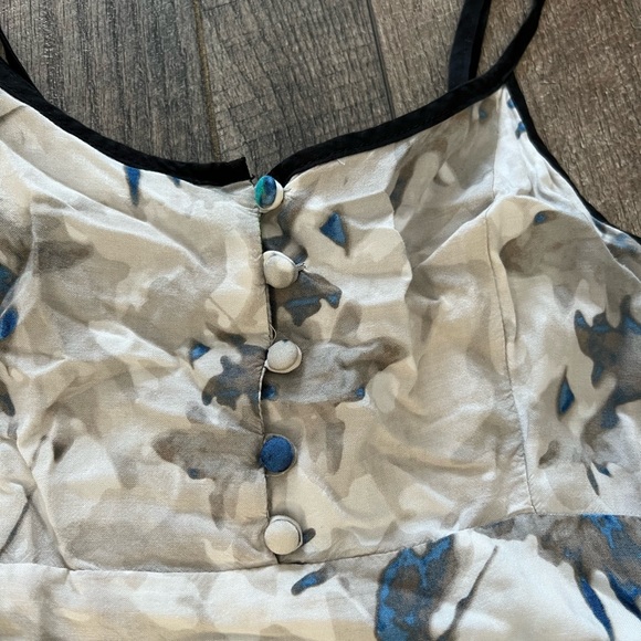 Long tunic spaghetti strap tank from Forever 21 - Picture 3 of 8